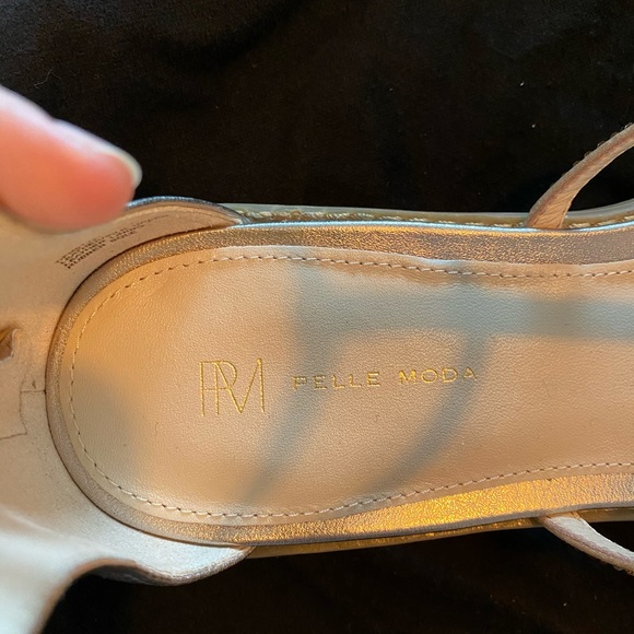 Pelle Moda Metallic Sandals 7.5 - Picture 2 of 7